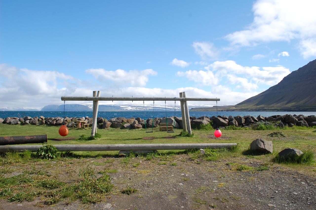 Mánagisting Guesthouse Ísafjörður Exterior foto